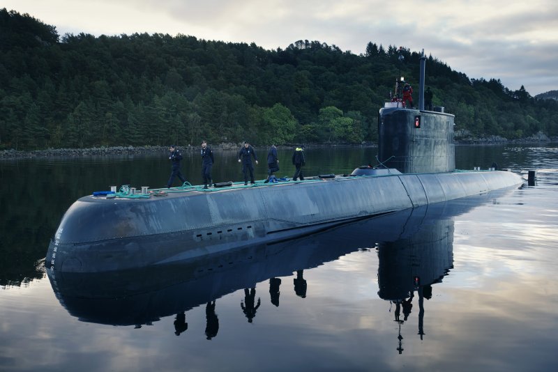 Подводная лодка ВМС Норвегии s 304