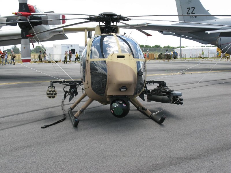 Вертолет Ah-6i
