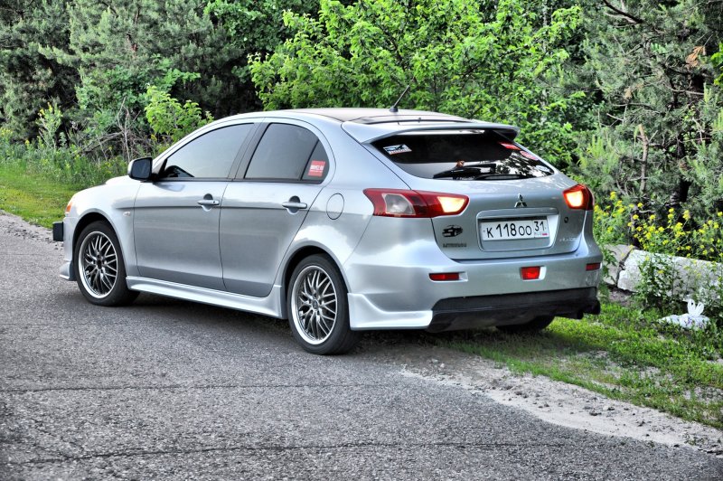 Mitsubishi Lancer Ralliart Sportback