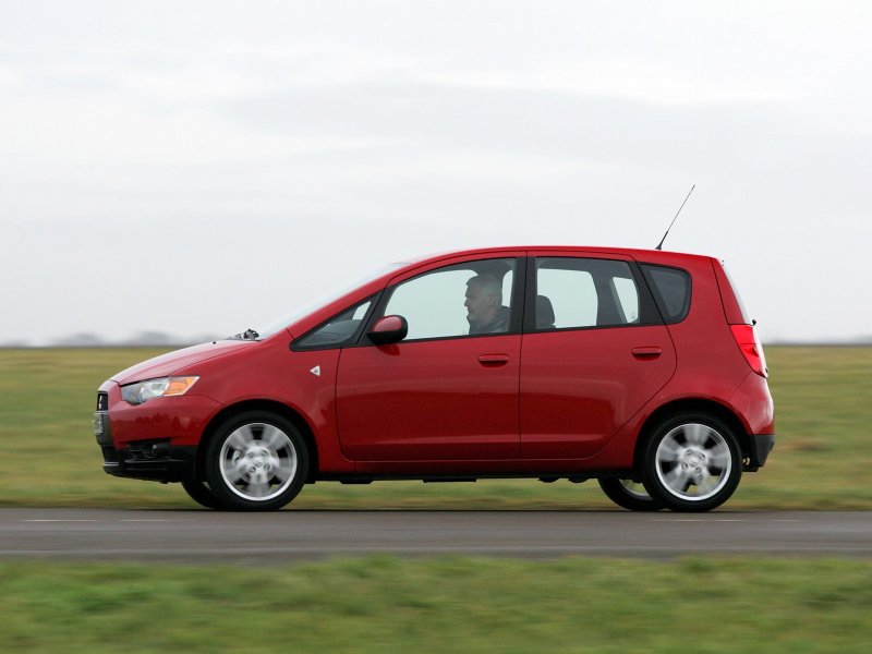 Mitsubishi Space Star 2012