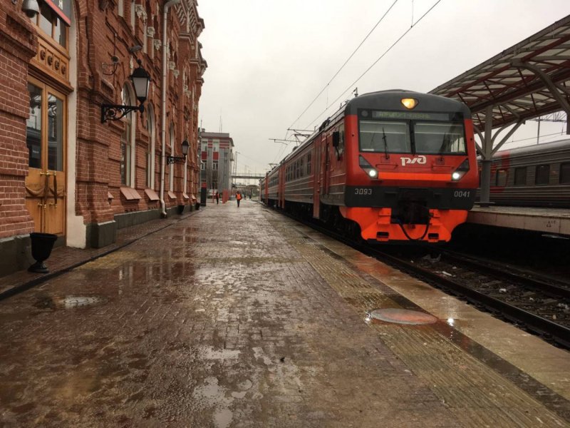 Казанский вокзал поезда