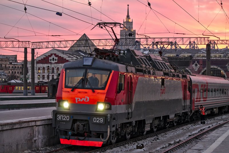 Пассажирский Локомотив эп20