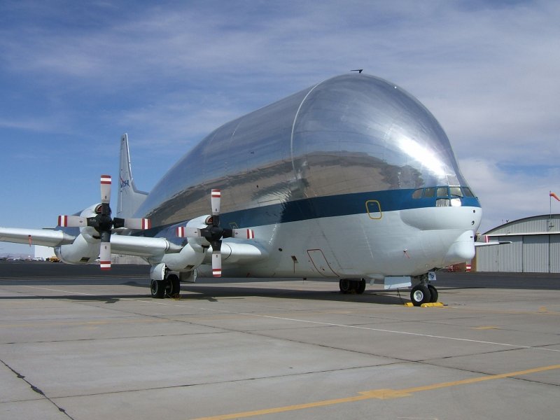 Самолёт Aero Spacelines super Guppy