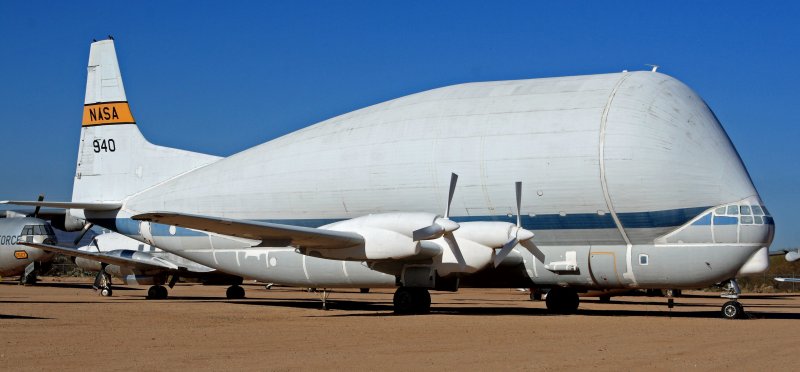 Самолёт Aero SPASELINES super Guppy