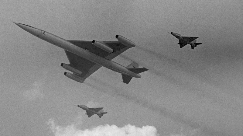 Massive aircraft