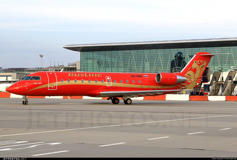 Самолёт Бомбардье CRJ-100
