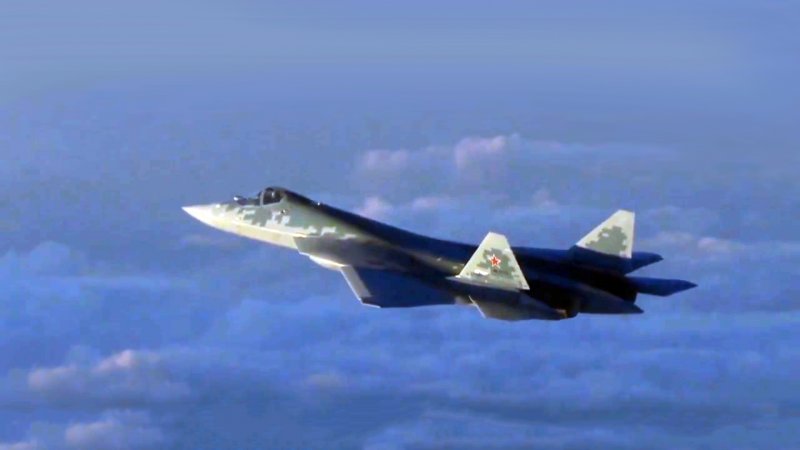 Истребитель Су-75 Checkmate