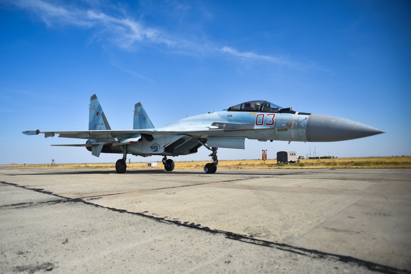 Су-27 ВВС Украины вид снизу