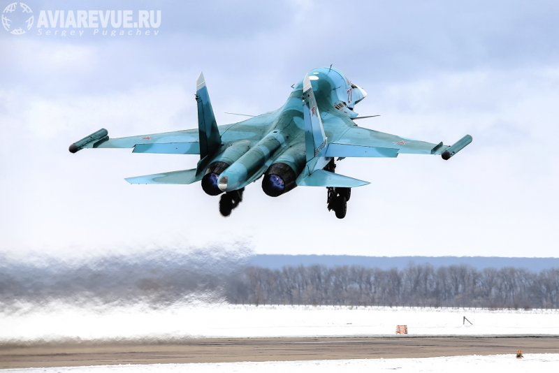 Перехват Су 35 американского ф 35
