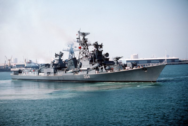Сметливый эсминец, 1951