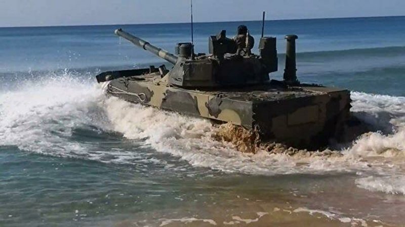 Плавающий танк Спрут сдм1