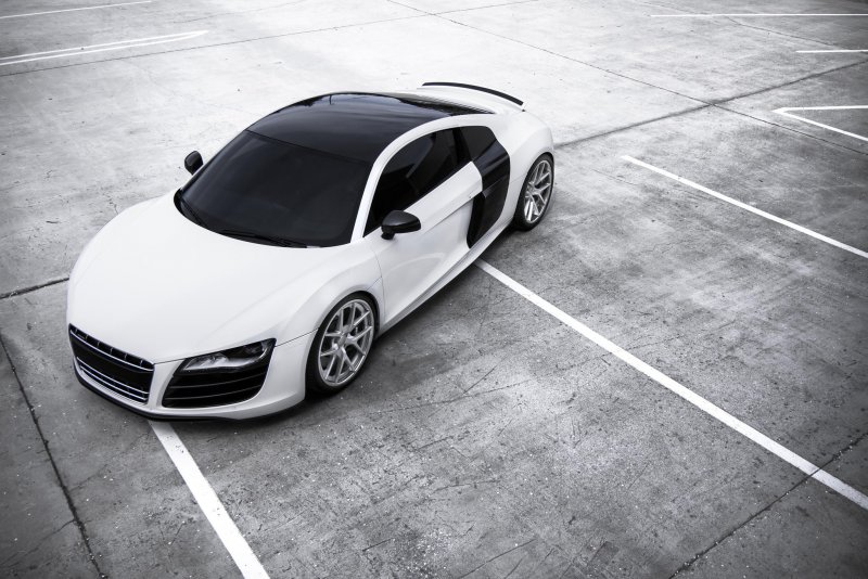 Audi r8 сверху