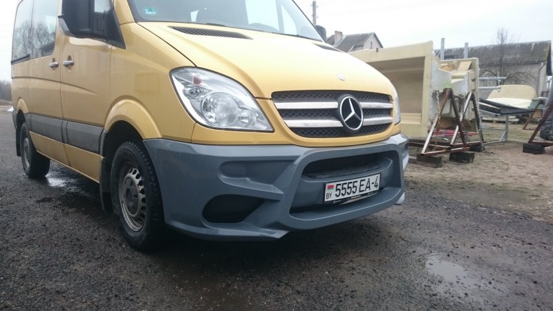 Mercedes-Benz Sprinter сзади