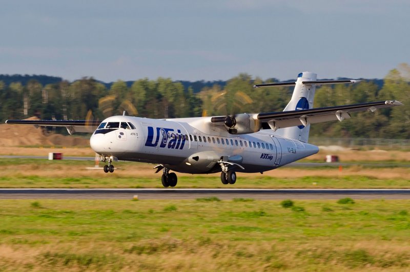 ATR 72 самолет UTAIR