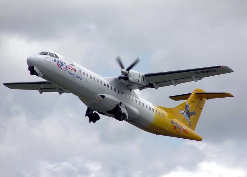 ATR 72 самолет салон