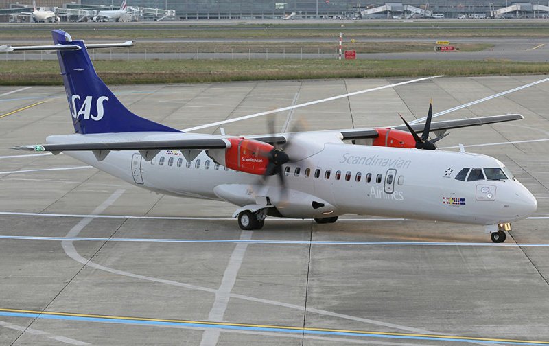 ATR ATR 72 самолет