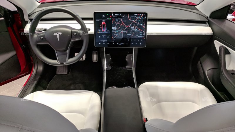 Тесла model s салон