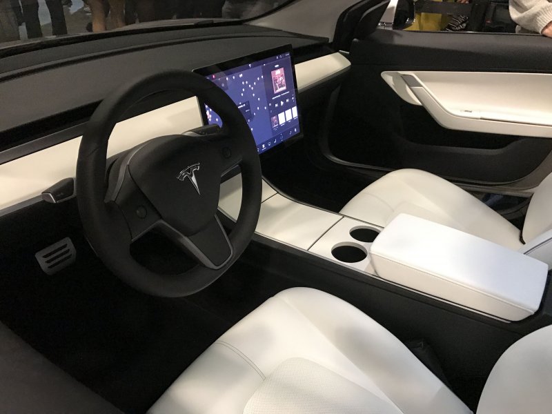 Tesla model x 2020
