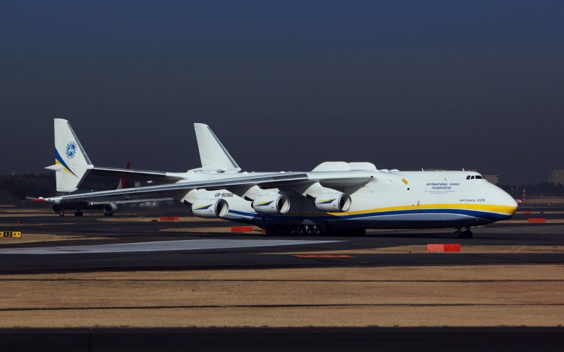 Антонов АН 225