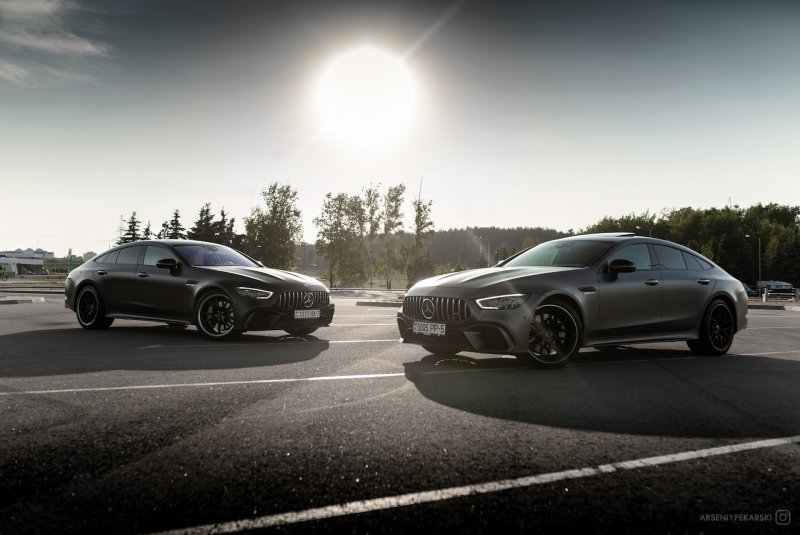 Две Mercedes AMG gt 63 s