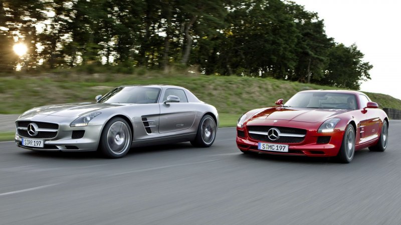 Mercedes SLS AMG обои