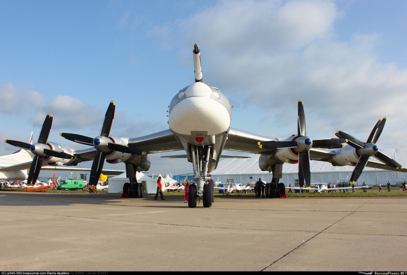 Ту-95 фото Крым заправка