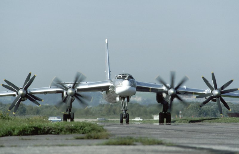 Ту 95 МС Дальний бомбардировщик