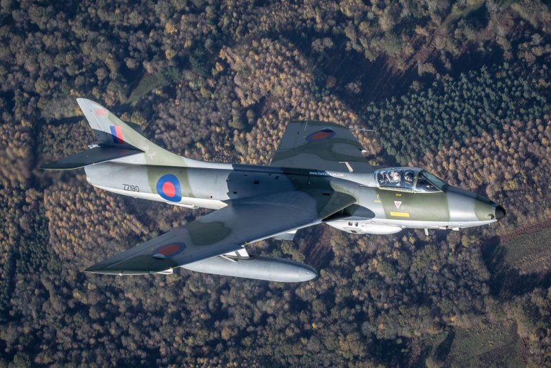 Самолет Hawker Hunter f1, f4, f6