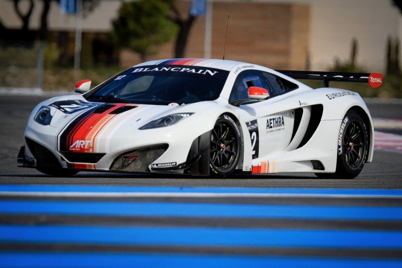 MCLAREN mp4-12c gt3