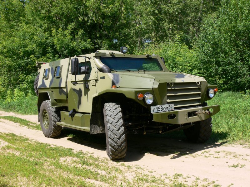 Автомобили ВПК-3927 "волк"