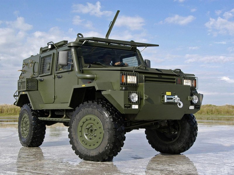 RG-12 бронеавтомобиль