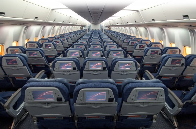 Самолет Боинг 767-300