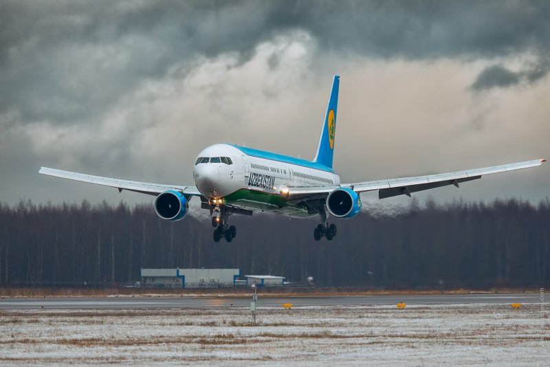 Самолет Boeing 767