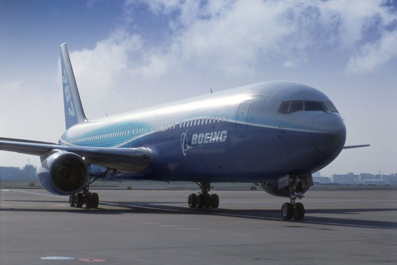 Самолет Boeing 767