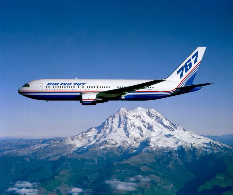 Boeing 767-300 United
