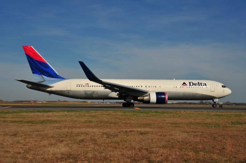 Боинг 767 размах
