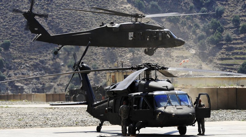 Sikorsky uh-60 Black Hawk