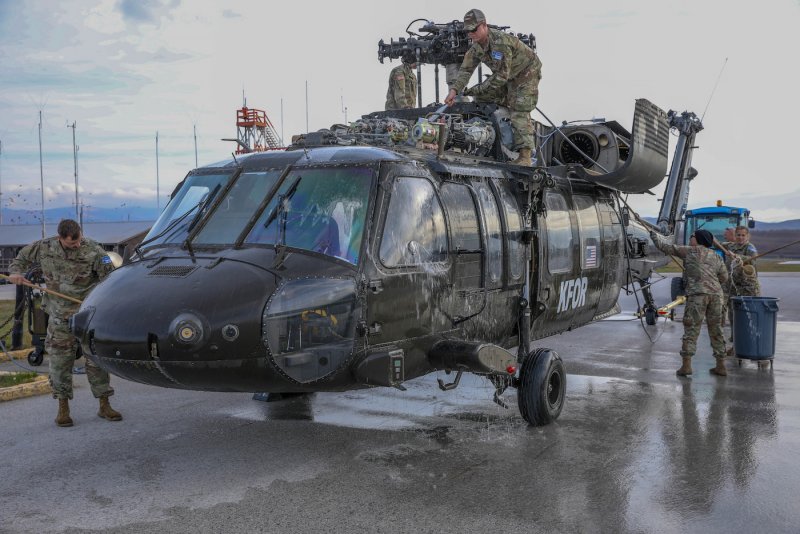 Вертолёт uh-60