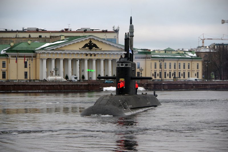 Подводная лодка Санкт-Петербург проекта 677