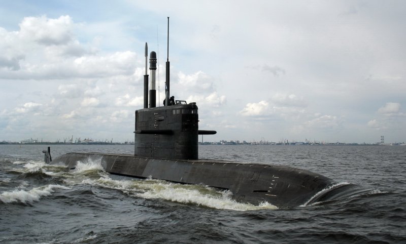 Подводных лодок проекта 677 «Лада»
