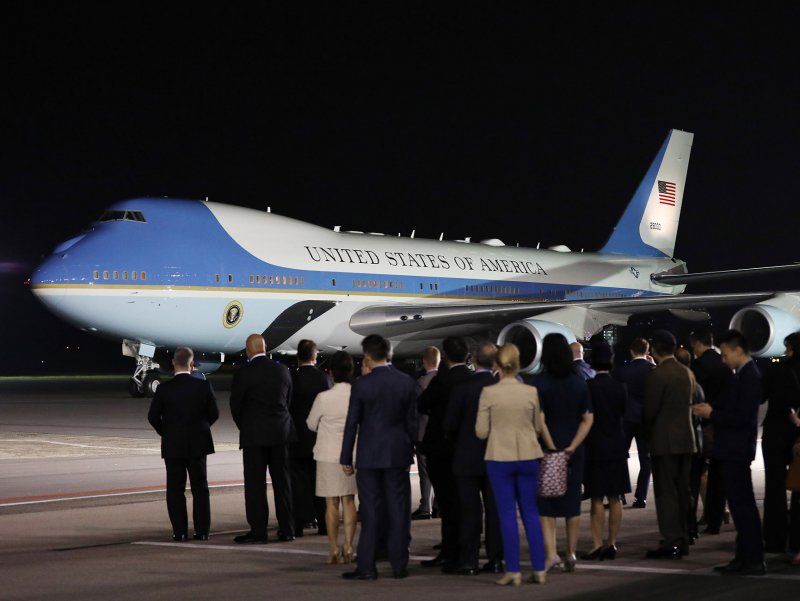 Борт номер 1 президента США