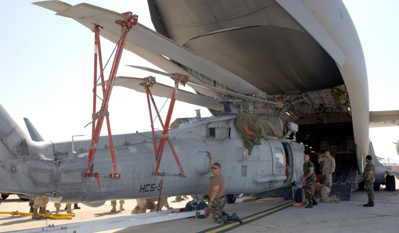 Boeing c17 погрузка