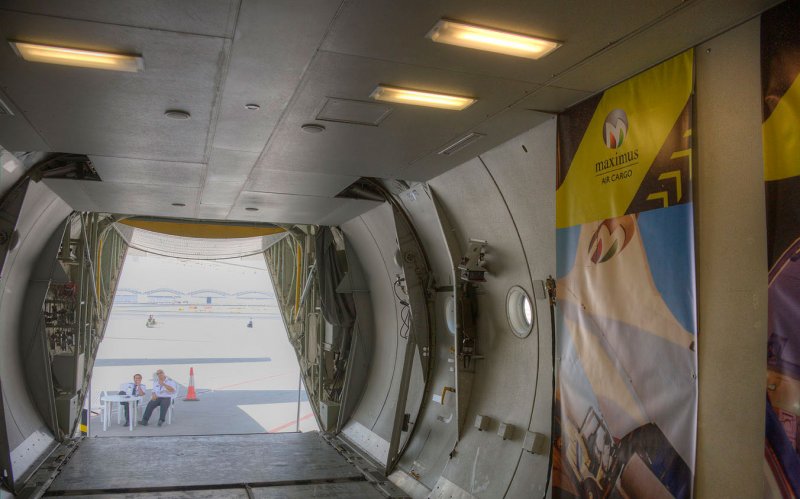 АН 148 грузовой отсек
