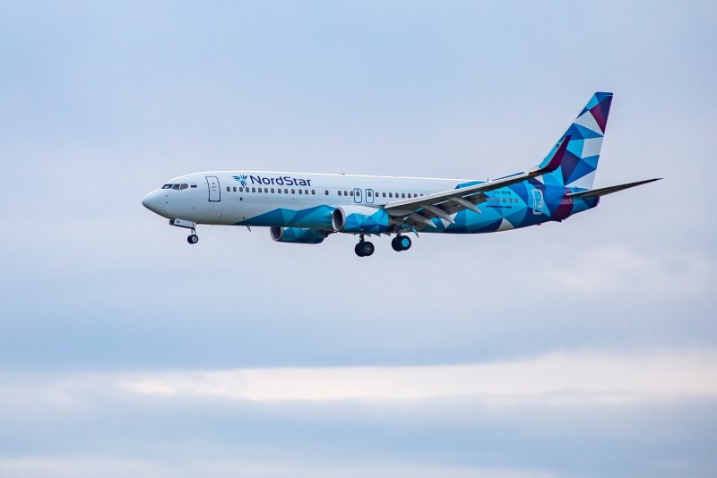 Авиакомпания NORDSTAR Боинг 737-800 рейс y7-1061
