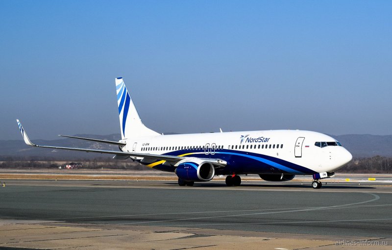 Самолёт Боинг 737