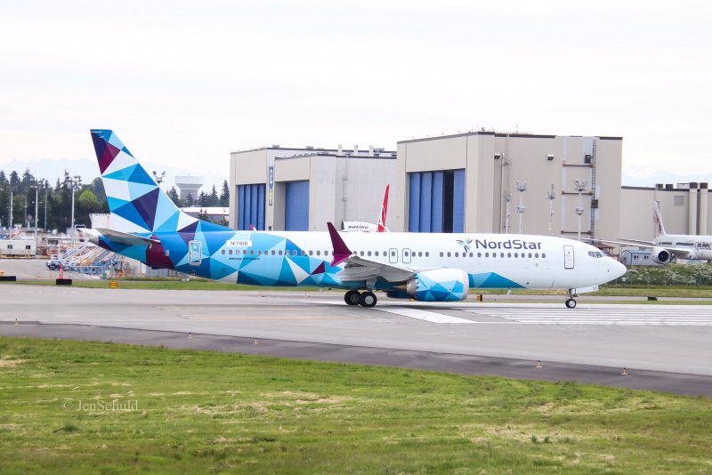 Boeing 737-800 NORDSTAR салон