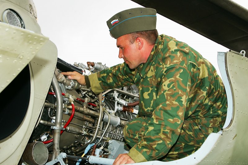 Военный Авиатехник