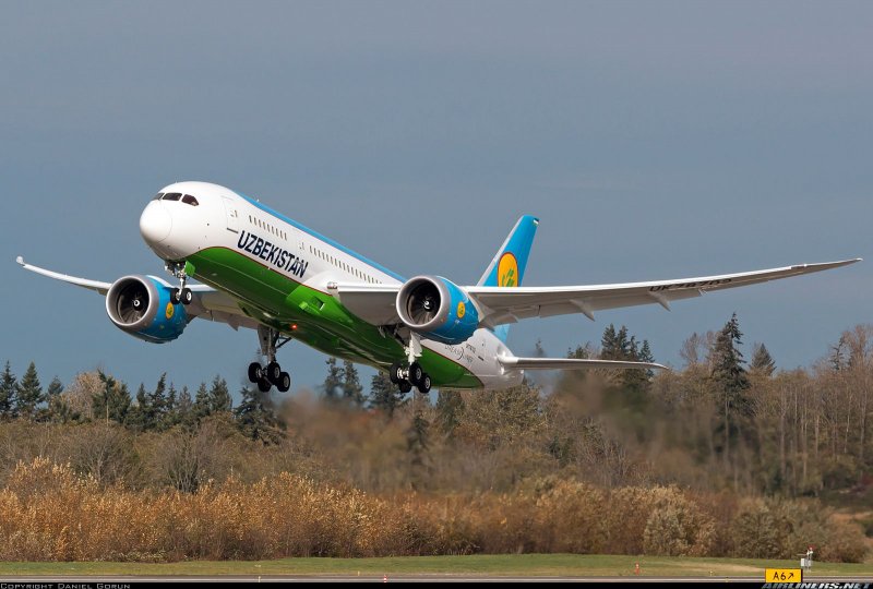 Dreamliner Boeing-787 Uzbekistan