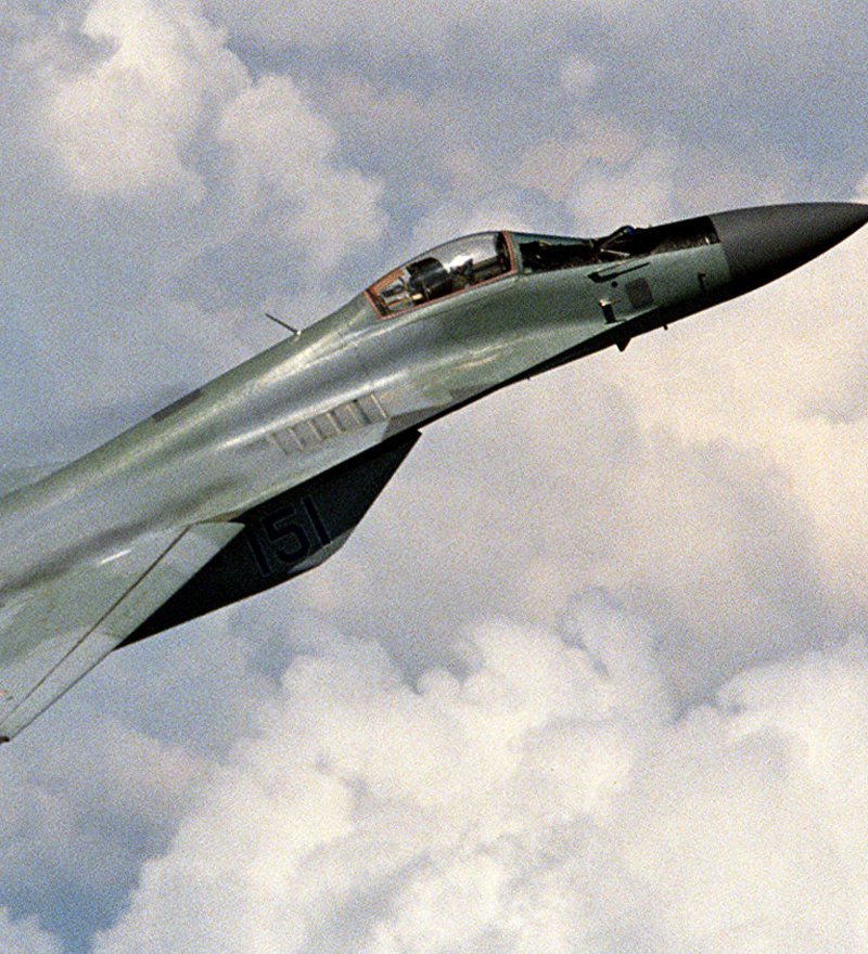Су-27 595