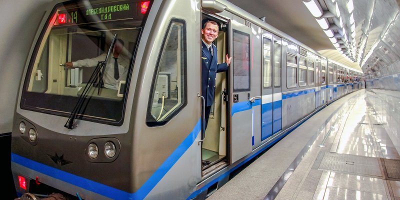 Метропоезд Русич Москва